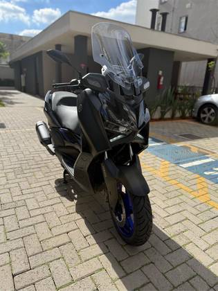 YAMAHA XMAX 300 CONNECTED ABS YAMAHA XMAX 300 CONNECTED ABS